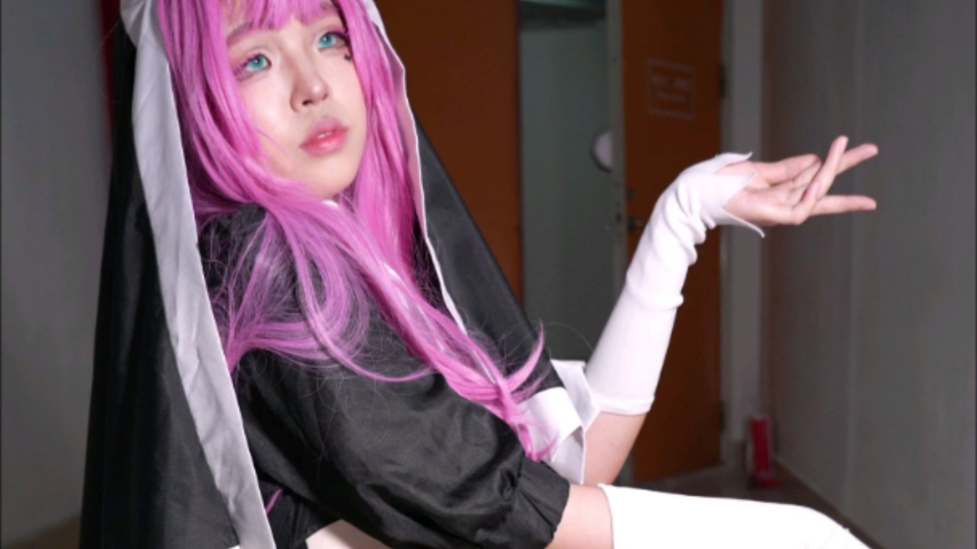 Kijiji cos] - Nuns are also crazy (dreaming of becoming a magical girl)
