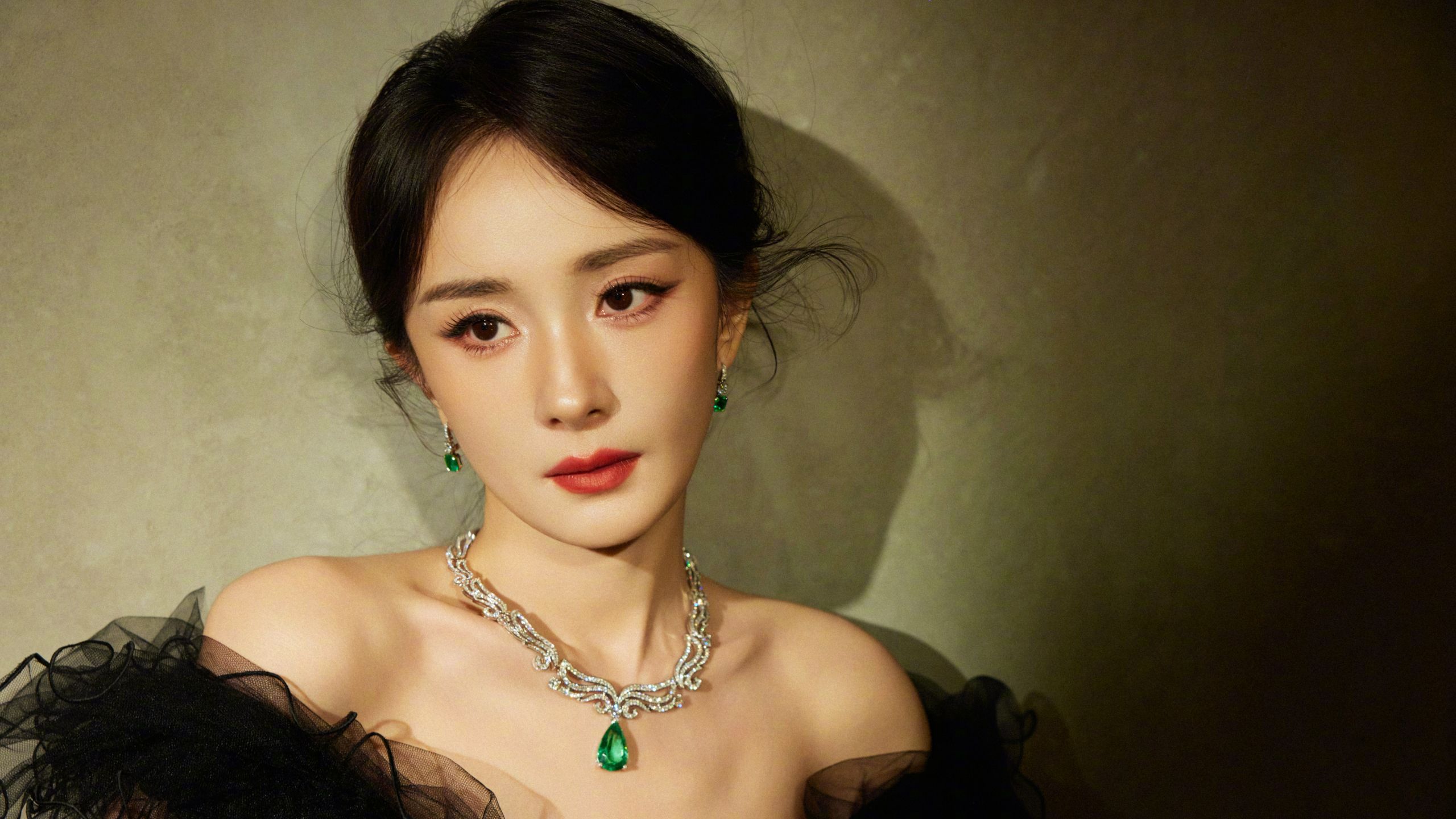 【杨幂】浓妆怼脸