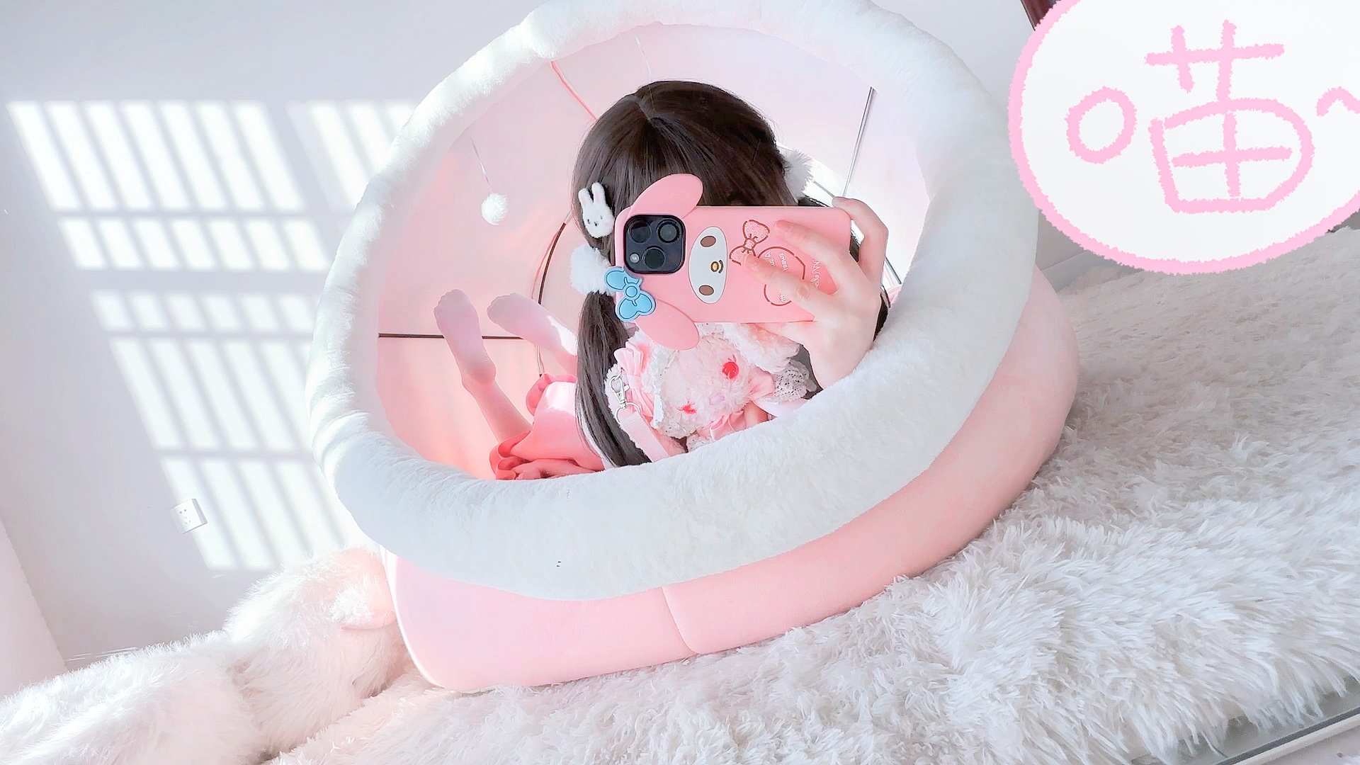 [Kitten Sauce Lori] New work is online, check it out!