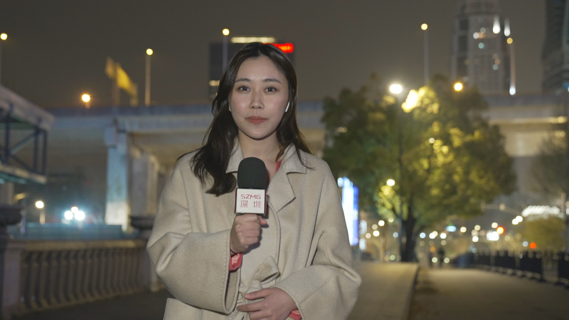 记者观察：马英九一行参访上海 台青对人工智能很感兴趣