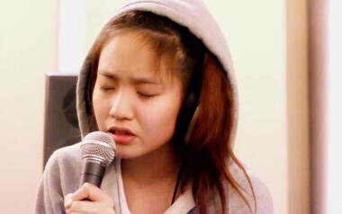 【创造101】陈芳语 kimberley《爱你》不插电版本 acoustic version