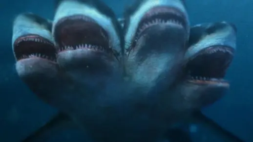 奇幻片：五个头的鲨鱼你们见过吗？世界观差点崩塌，太奇葩了