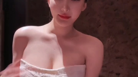 Don't live in other people's mouths, don't be sensitive to other people's eyes, you are the main character in your world!