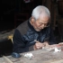 【民间手艺】74岁老人三天才能做完一把的扇子
