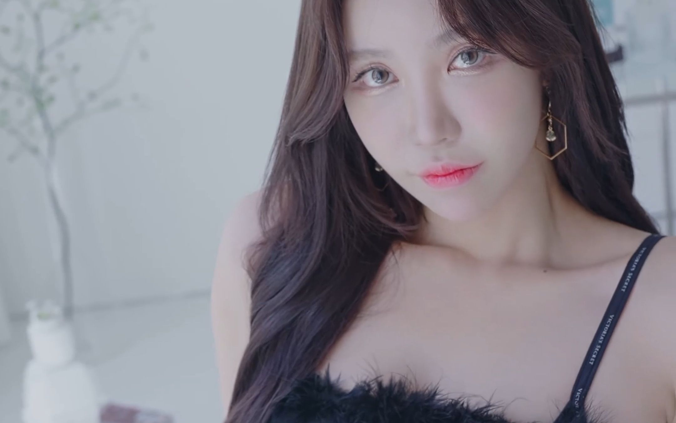 Miss KYUL's royal black silk outfit