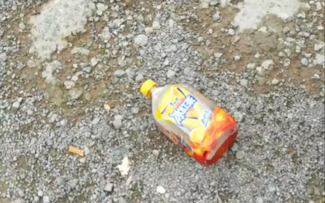 塔吊底下捡的冰红茶感觉味道还不错