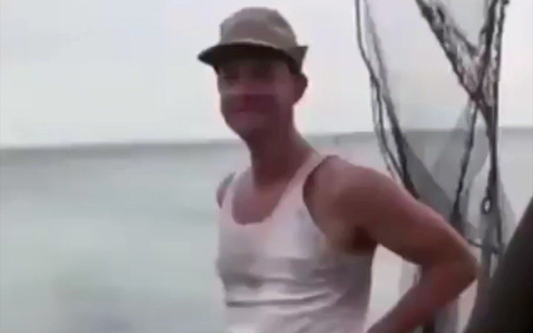 Know the men and back off! Then come for the milkshake PLAY!