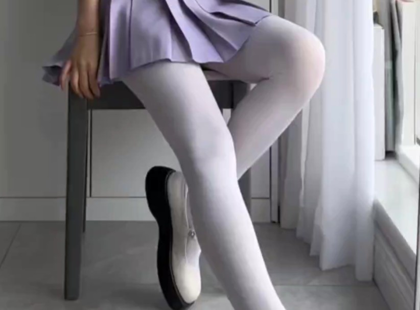 Can always love jk white socks