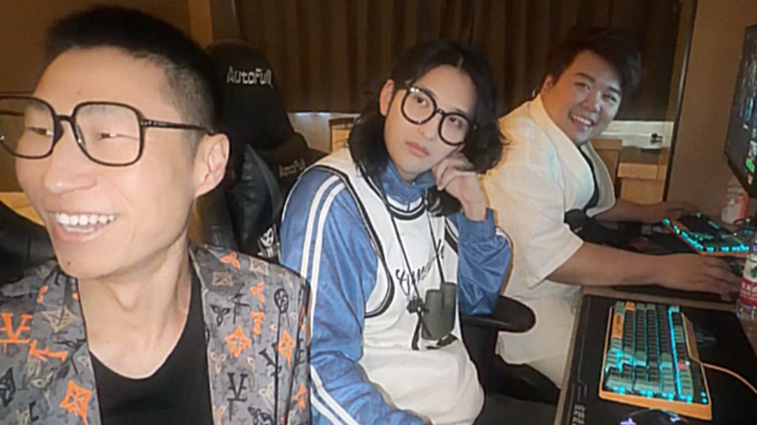 “当你凝视深渊时，深渊也在凝视你”
