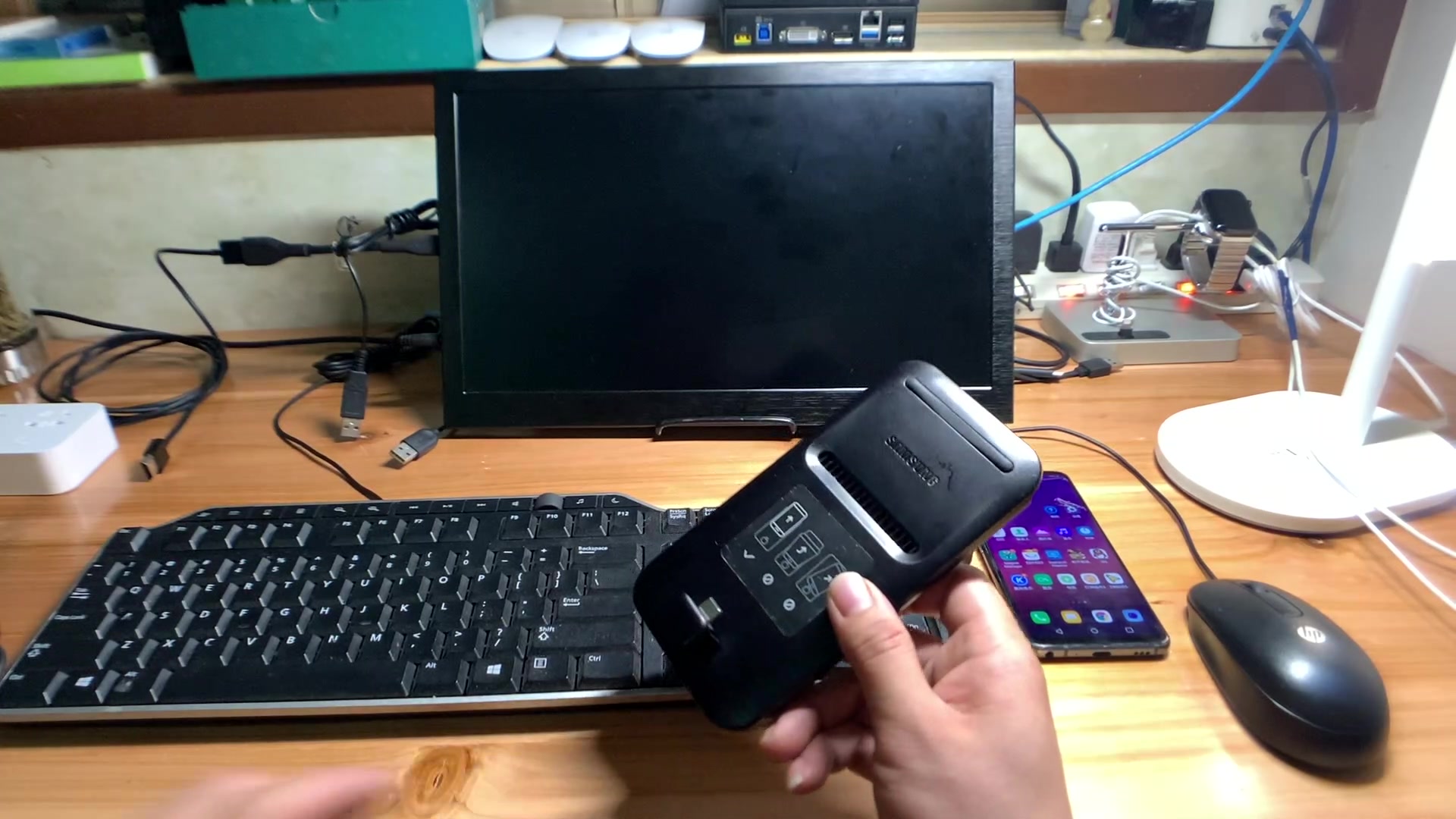 三星二代手机扩展坞dex pad安卓手机变身便携式小电脑办公外接显示器鼠标键盘