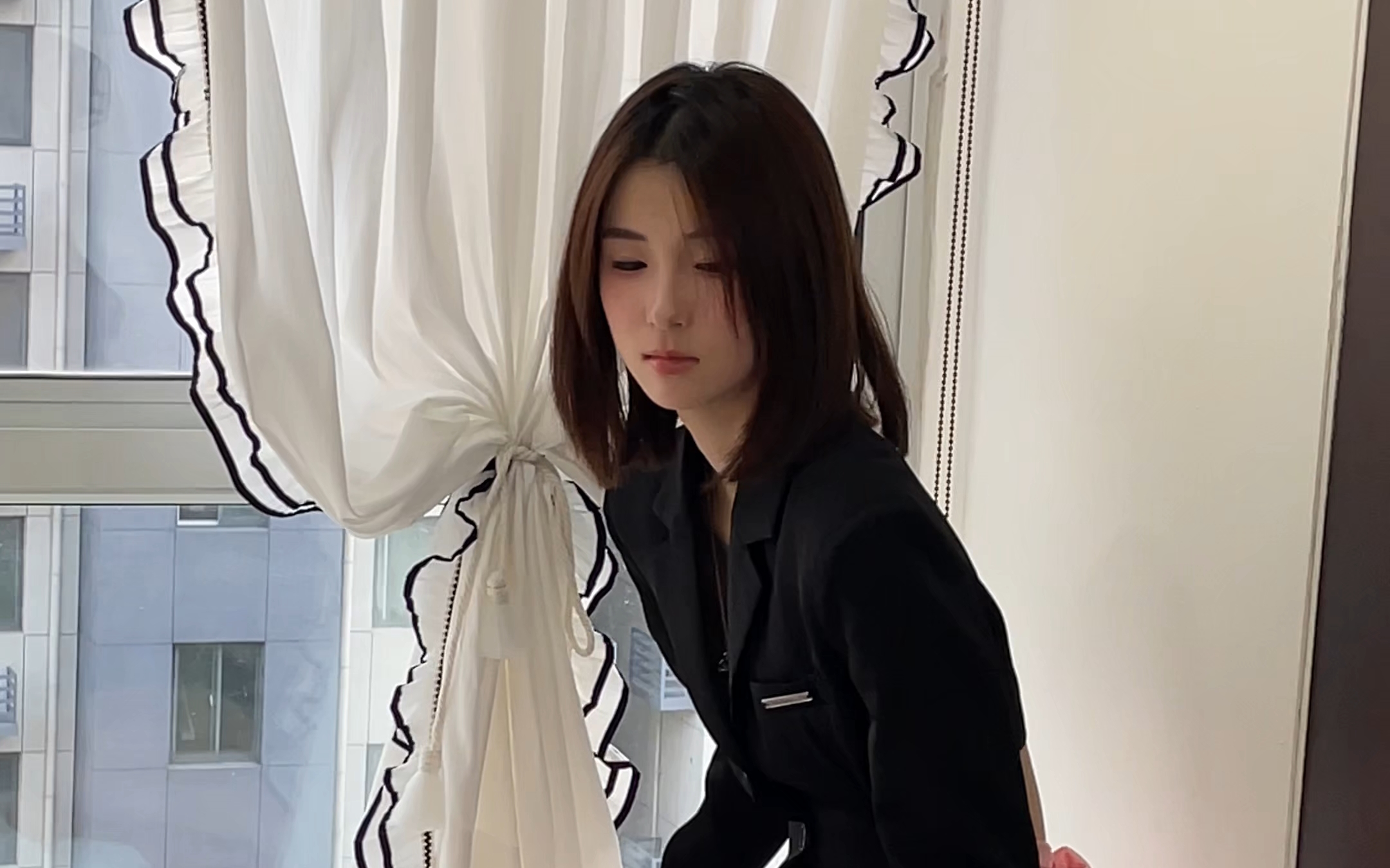 拍摄花絮089：黑色制服高跟鞋7