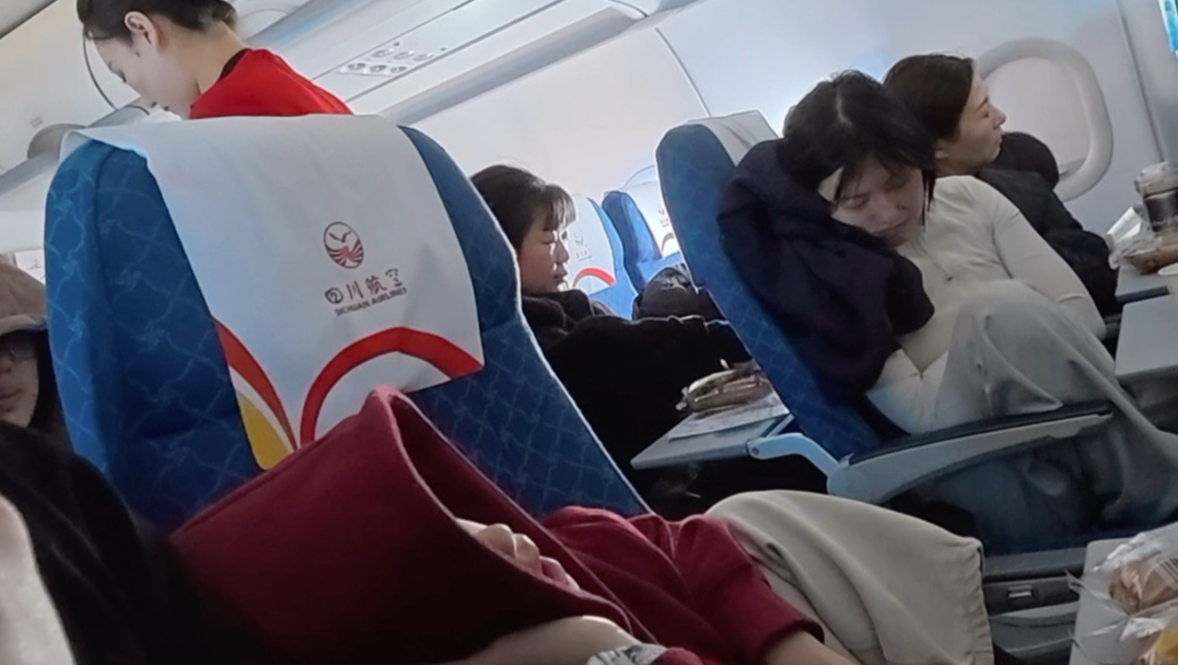 中国人的“随地大小睡”，我真的羡慕了！