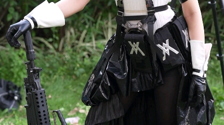 Photographer Only Love] - Handsome Battle Maid Yulia + Ten Pounds of Pineapple, GDTOYS Maid Front~30th Firefly Comic Con