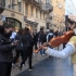 【如懿传】法国街头，你一定没听过小提琴版的《梅香如故》