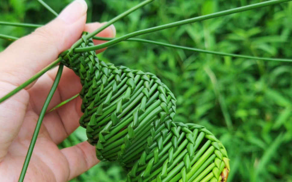草编葫芦蛐蛐笼教程2，叶子的简单制作过程， 草编手工