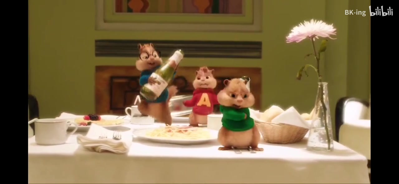 Alvin and the Chipmunks four---Juicy wiggle_哔哩哔哩_bilibili