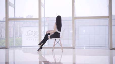 Is this considered sitting gracefully?