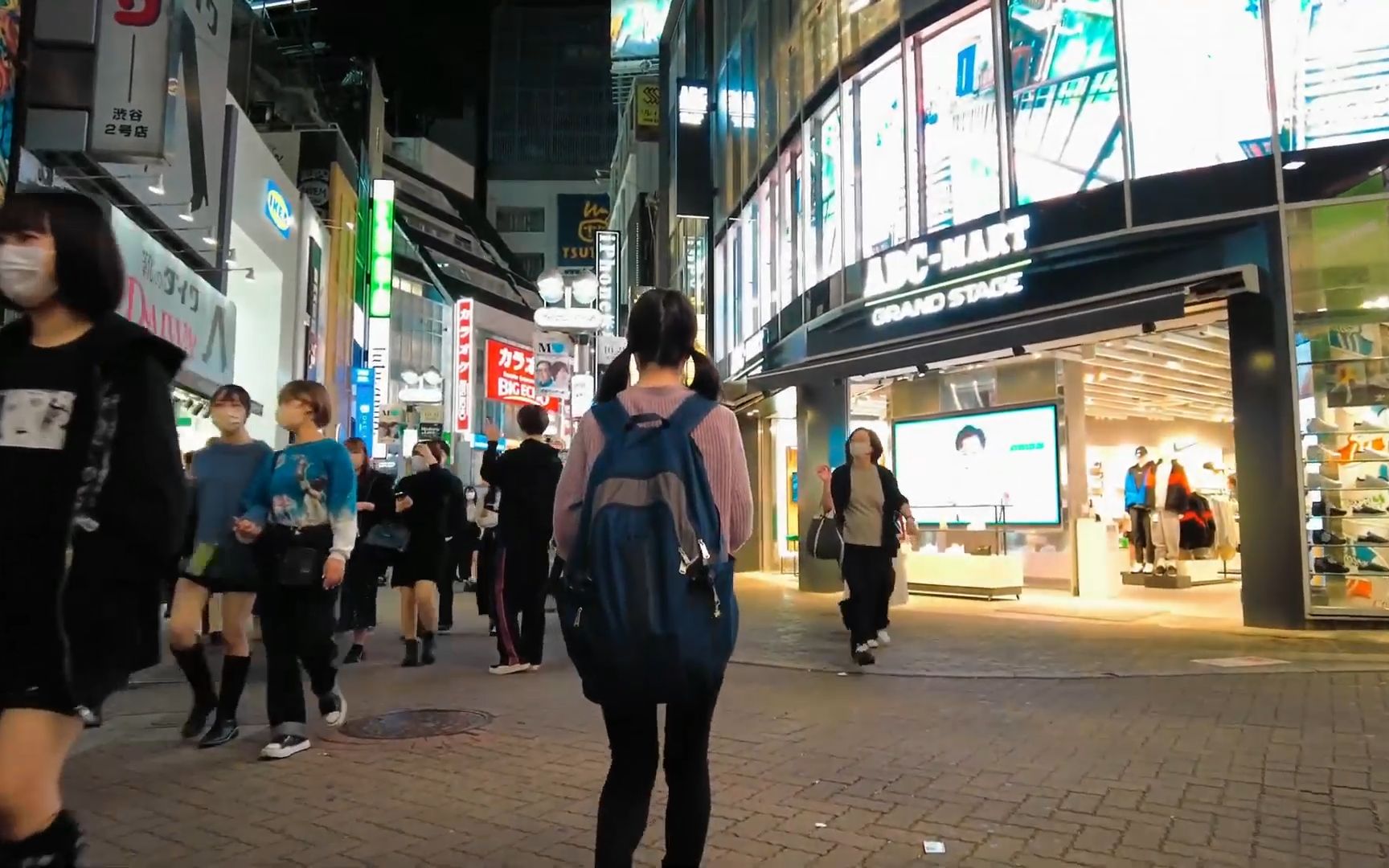疫情下漫步东京涩谷街头,让我们看看这里的街头现状咯!