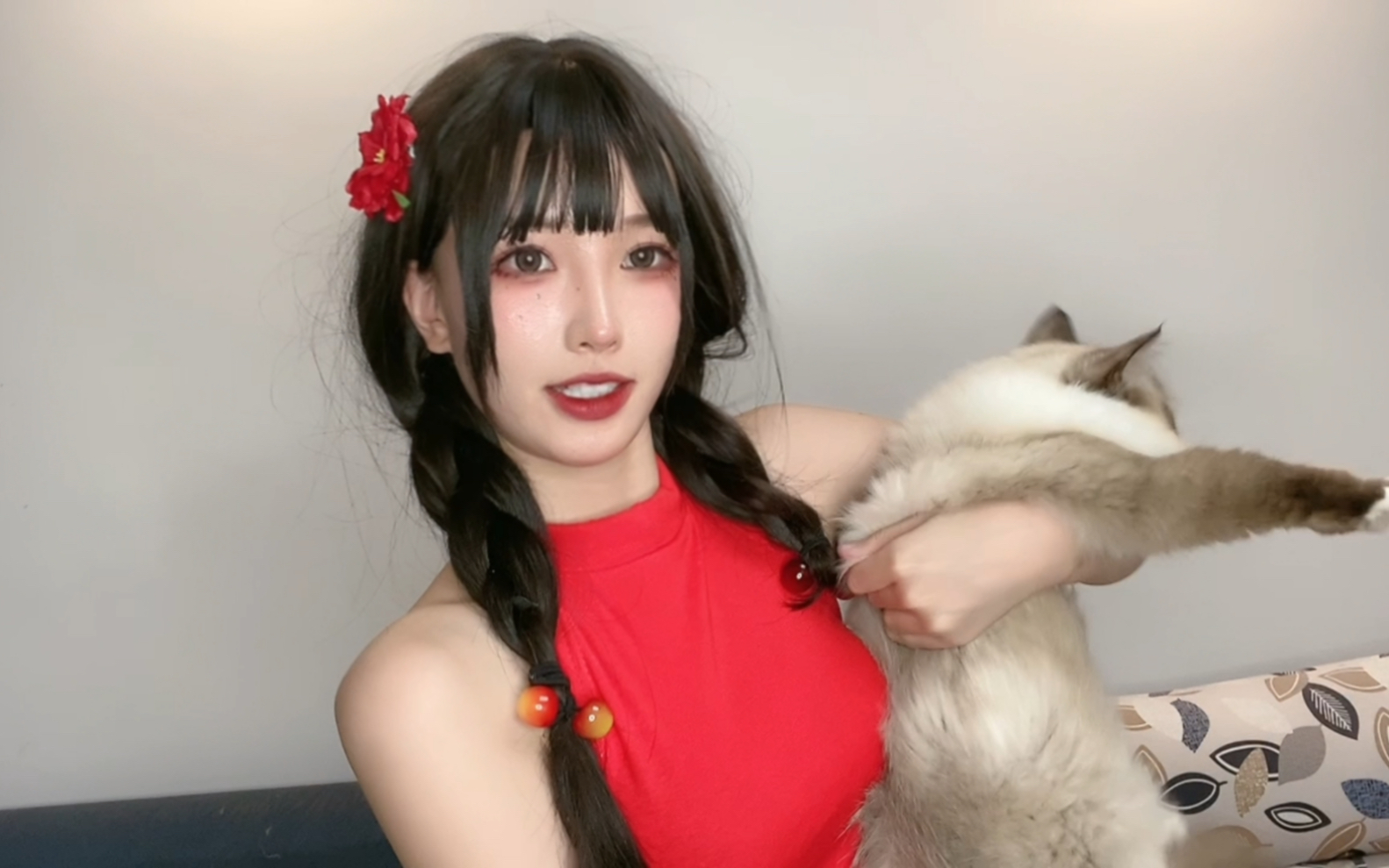 Summer is all about colorful clothes!