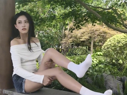 白袜不错哦