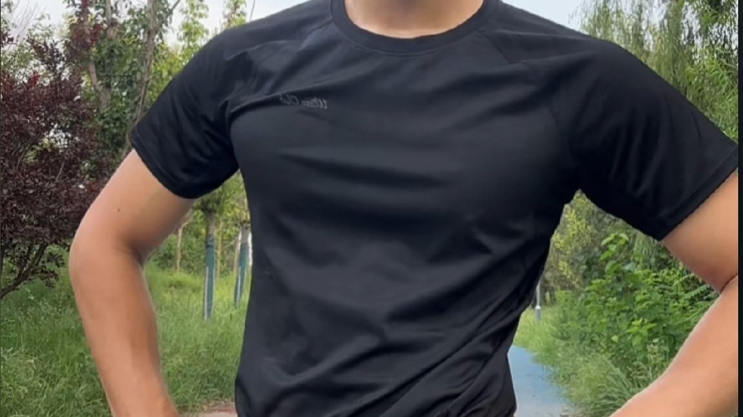 屏幕录制 2025-08-18 190324