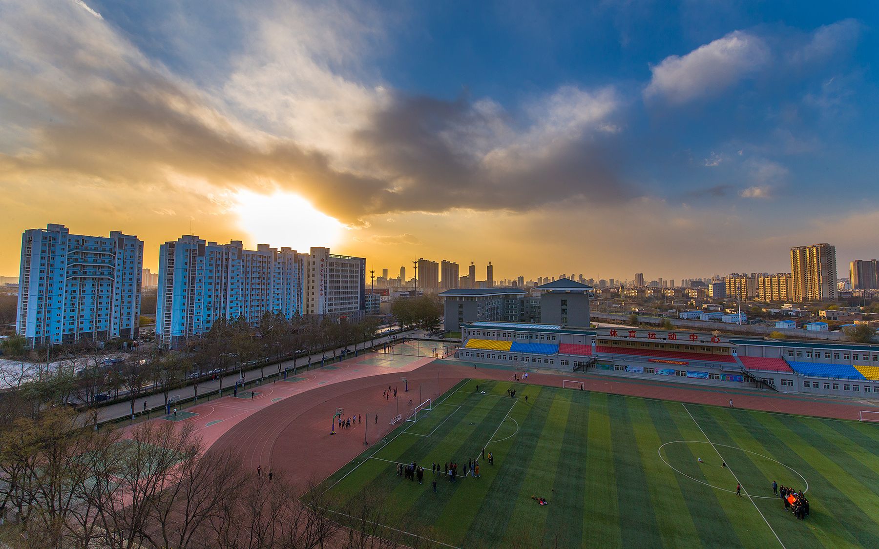 华北电力大学(保定)快闪,风景秀丽,观雪赏月哔哩哔哩bilibili