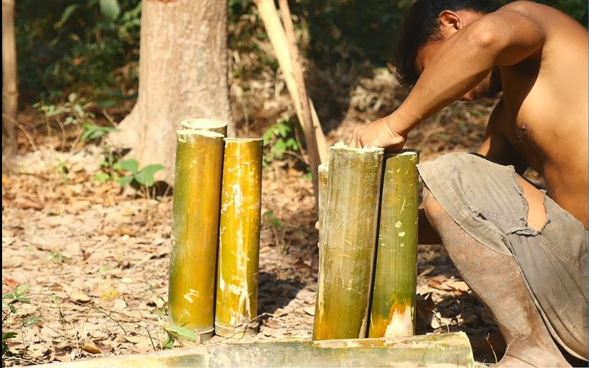 原始技术:使用竹子制作盛水的容器 [Evolution of primitive technology]哔哩哔哩bilibili