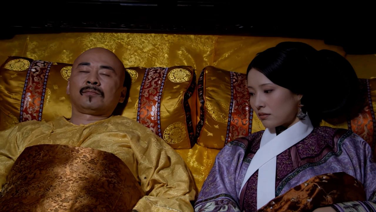 剪 秋 侍 寝
