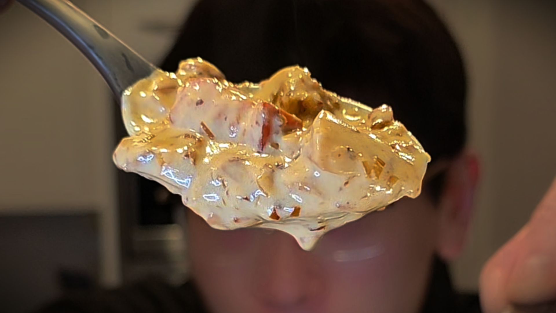 万 能 蘑 根 酱 ！