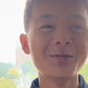 逆天，丁真范小勤圣体，模仿苹果迫击炮，往舍友身上吐苹果