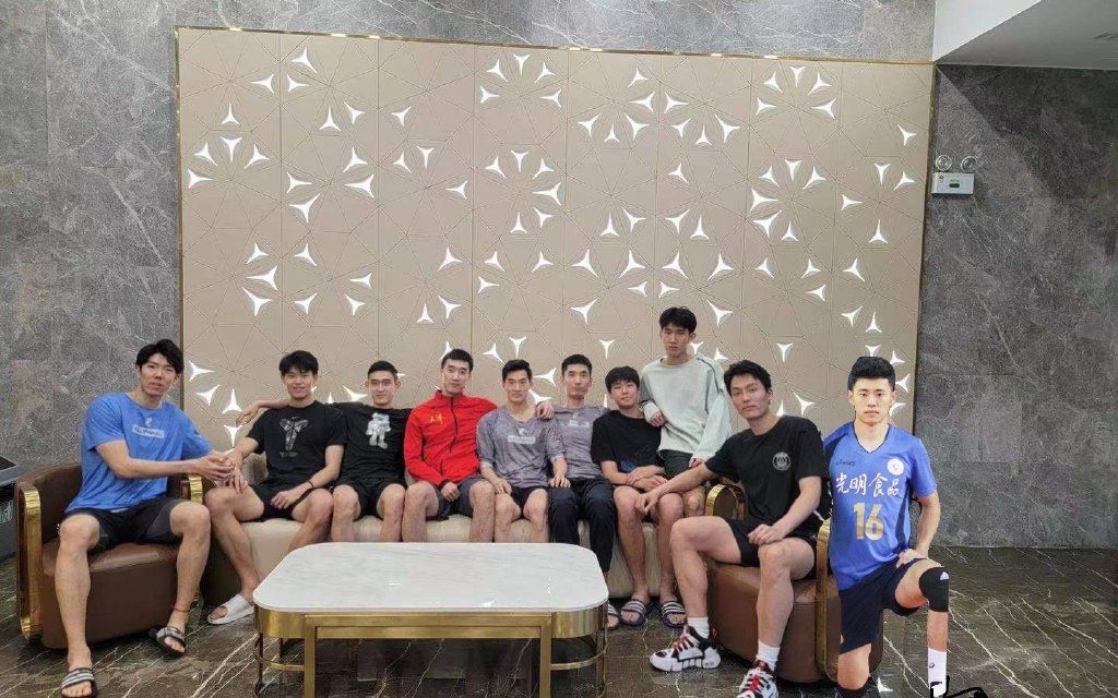 全运会资格赛上海vs广东曲宗帅一传防守集锦
