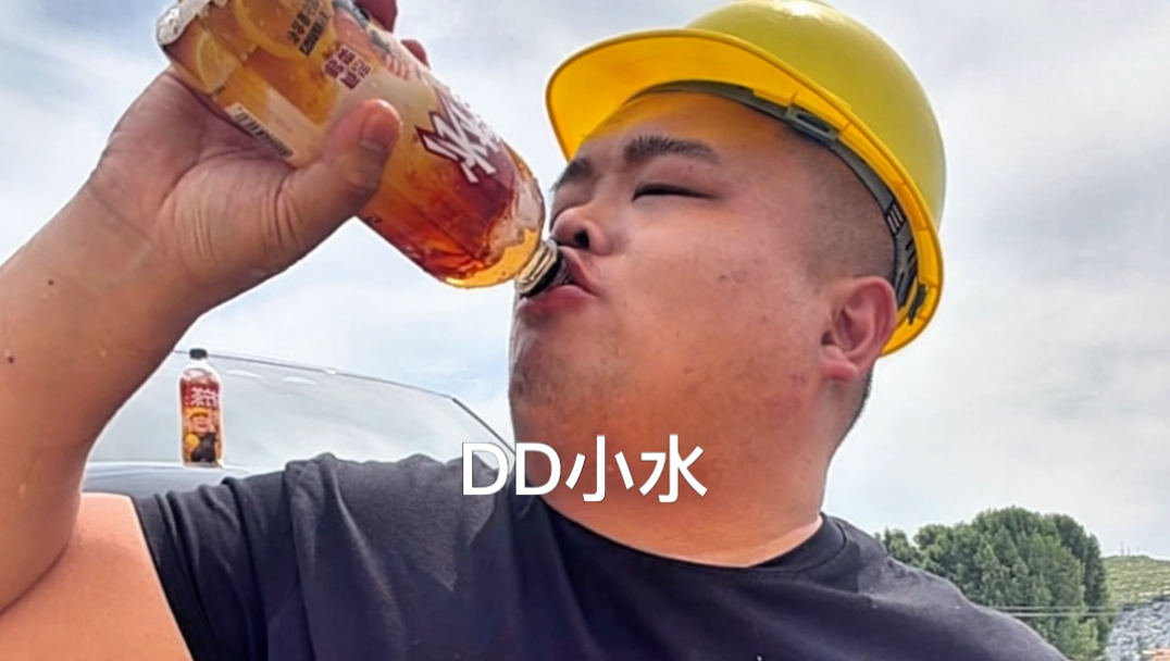 这回看爽了吧，兄弟们！借个车给你们拍一期