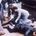 美国总统里根遇刺现场画面，凶手连开6枪，现场3人瞬间倒下