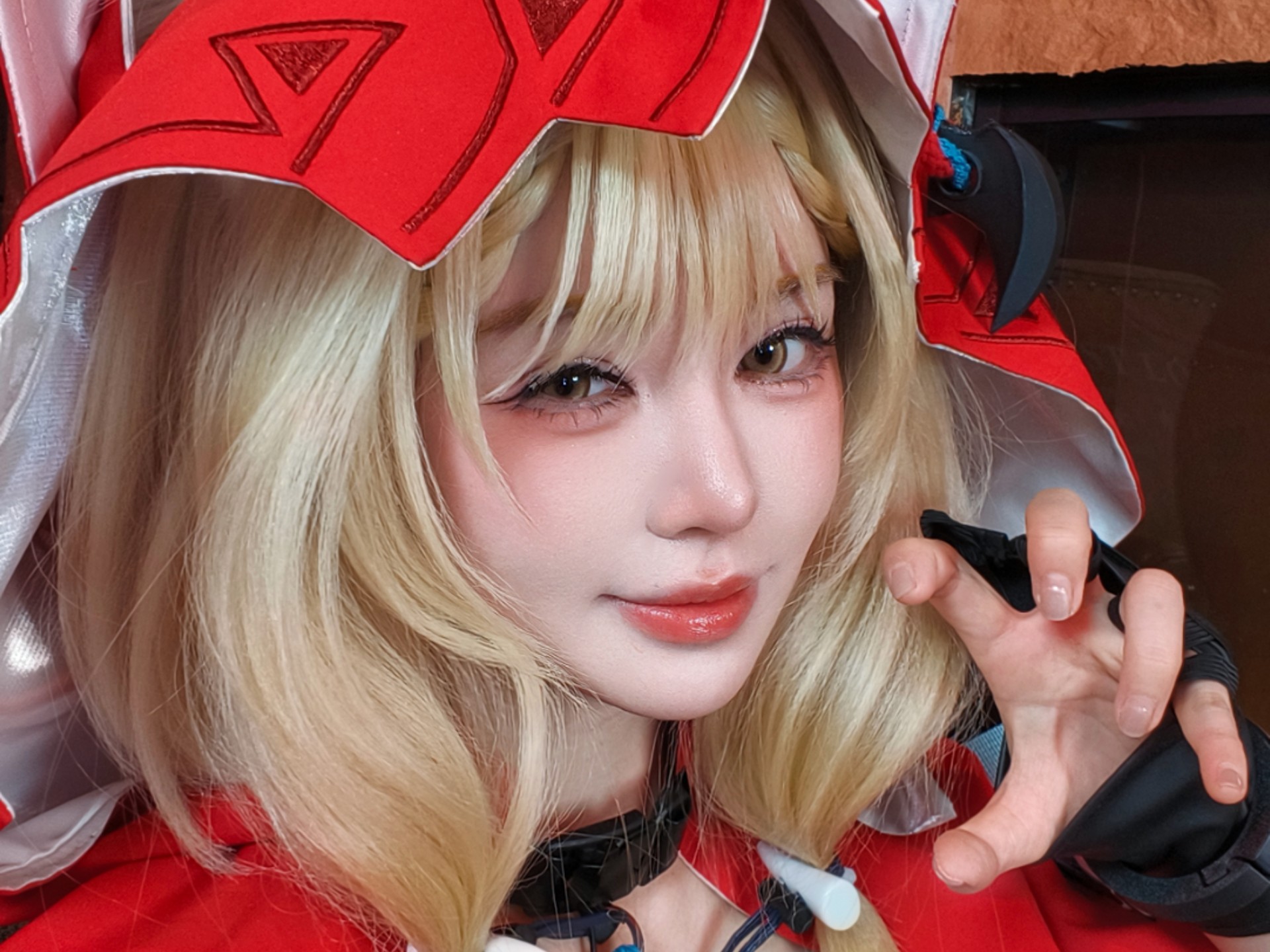 就要娃娃脸小红帽【终末地洛茜cos】