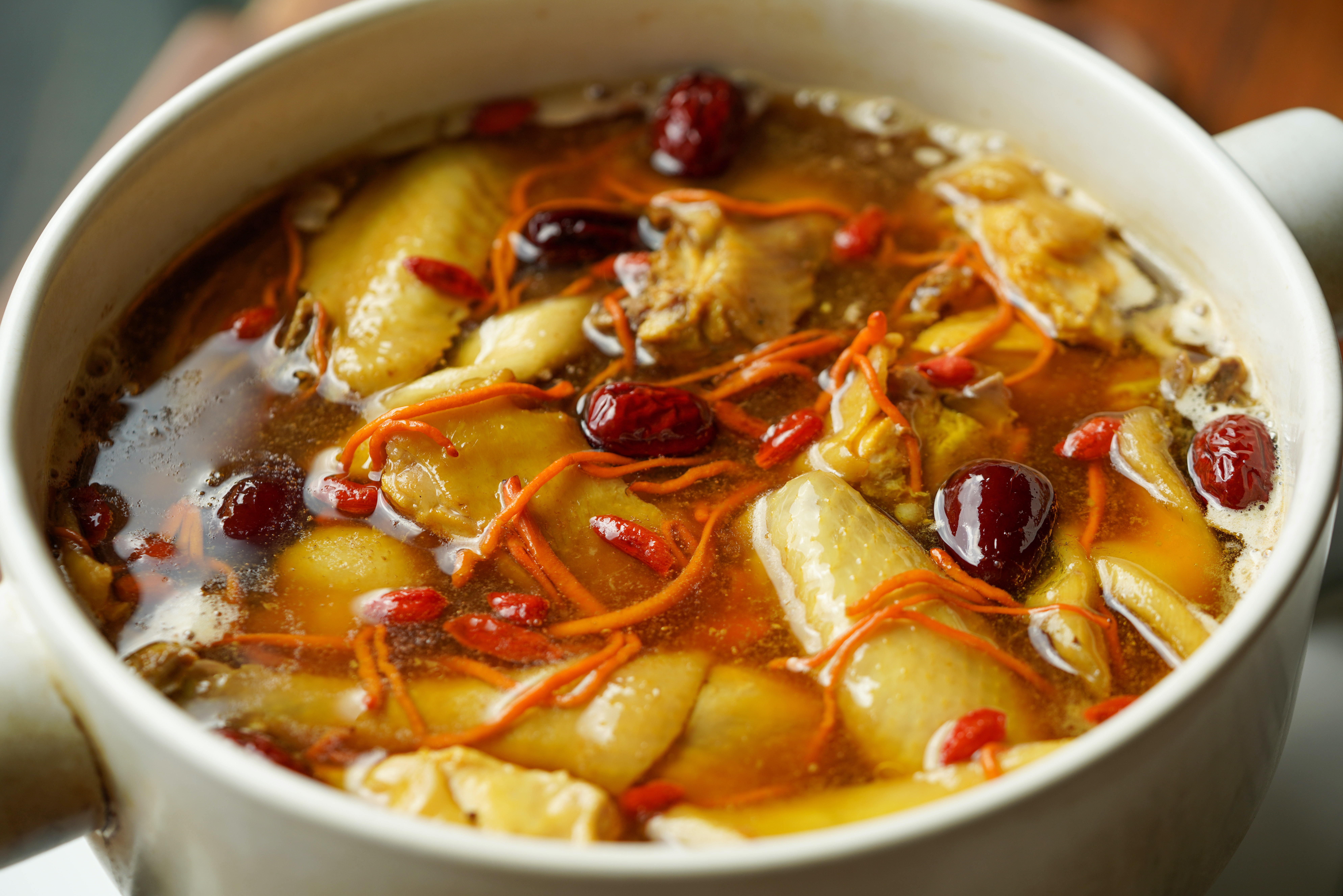 鸡：我真是醉了。