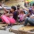委内瑞拉举办了简化版的木板车比赛