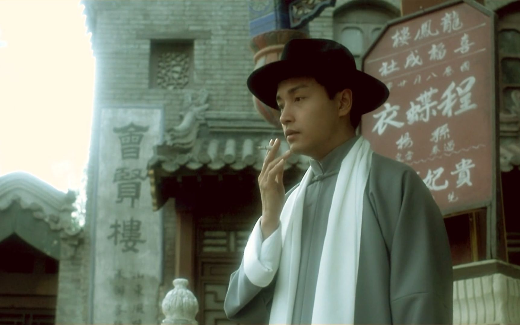 “这首歌激励了无数人，却没能激励你自己”《沉默是金》-张国荣