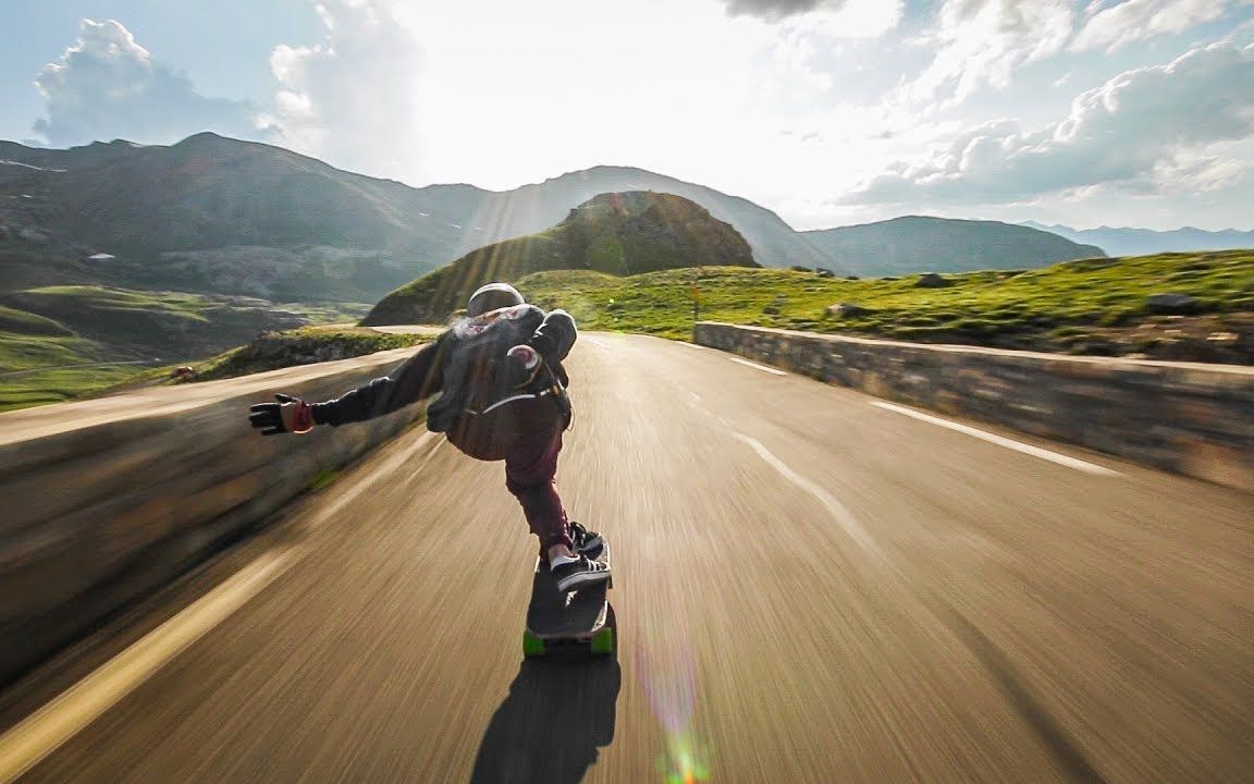 少年驰骋的风比黄金都贵