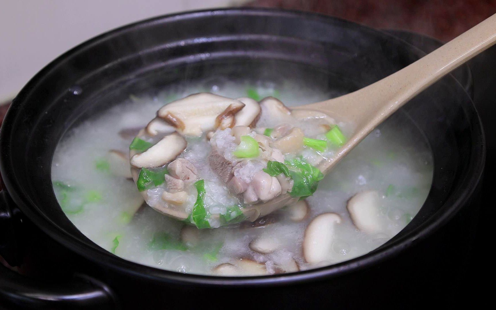 鸡肝蔬菜粥怎么做好吃 鸡肝蔬菜粥的家常做法_美妇网
