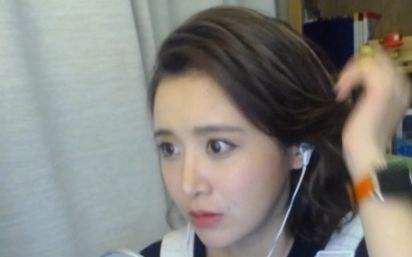 发姐为什么唱我陈一发最牛逼,这歌词是谁的写的?