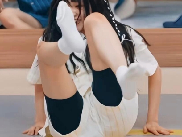 双厨狂喜_宋雨琦，白鹿，玉_足