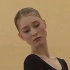 2005年的瓦岗诺娃芭蕾学院的性格舞考试，这一段就看第一排右边的Batoeva，有时在镜头外