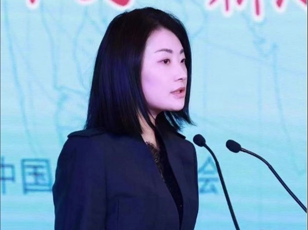 宗馥莉接棒“娃哈哈”后，首次公开亮相