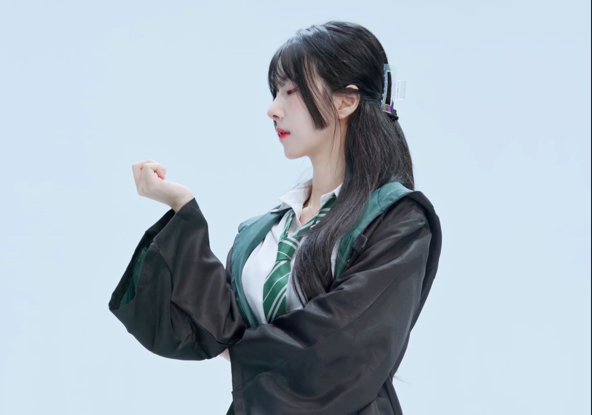 Queencard Xu Ying 230704