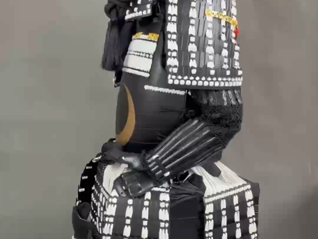 黑白武士甲胄的魅力 | 日本传统工艺展示
