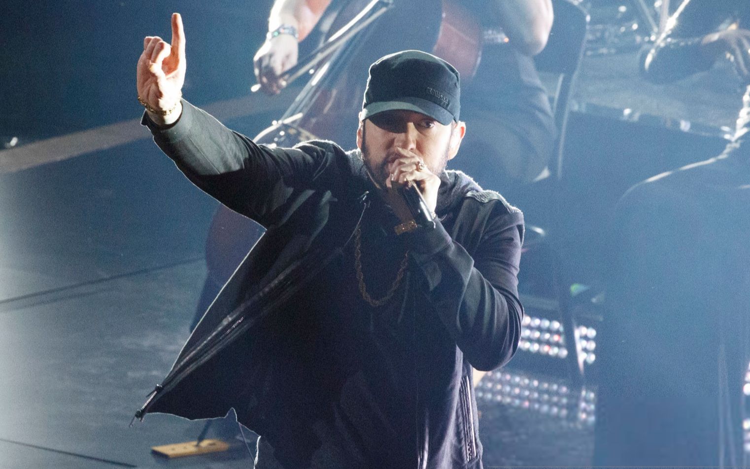 Eminem突袭92届奥斯卡表演经典Lose Yourself 全场为姆爷起立！