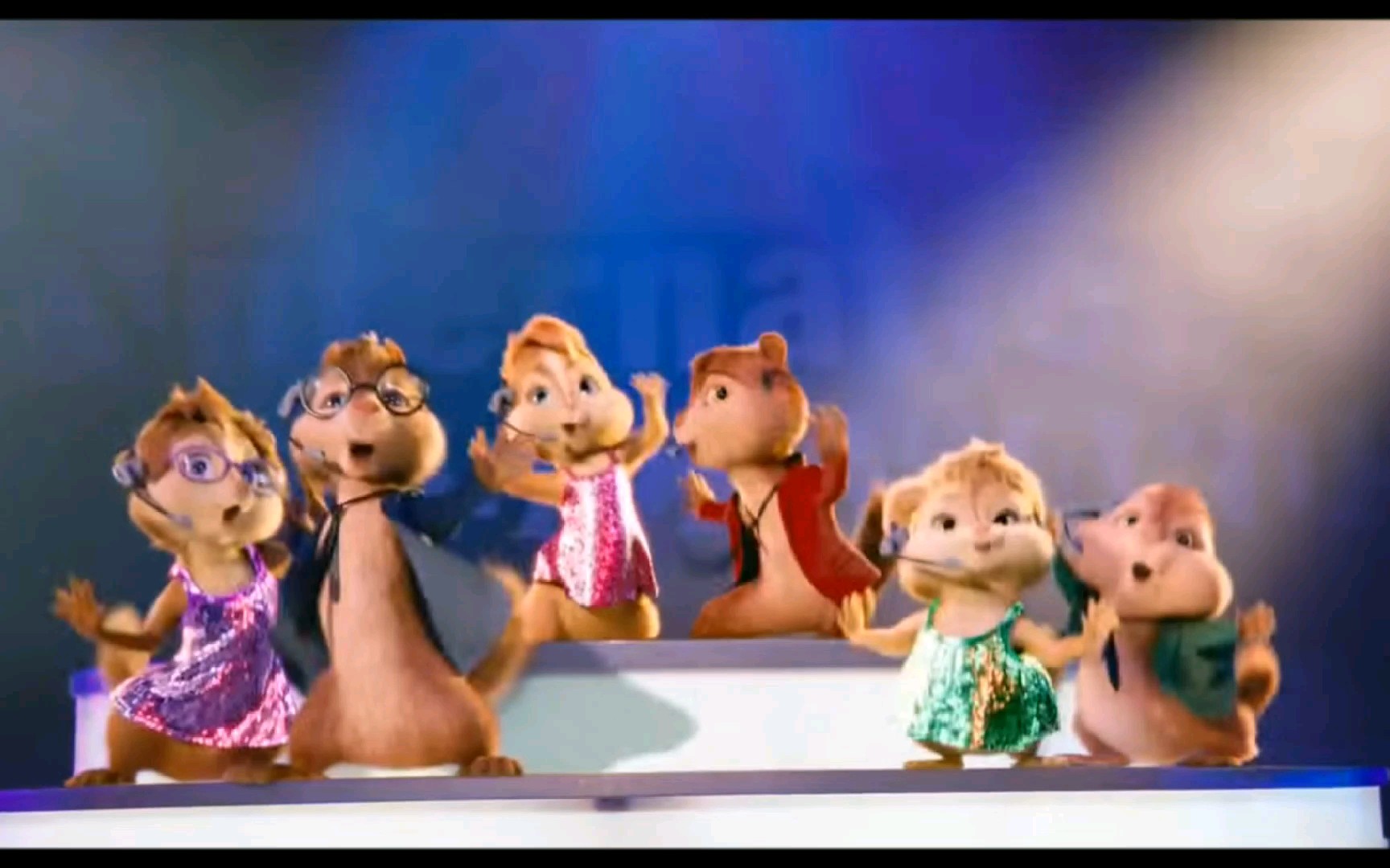 《鼠来宝3》:花栗鼠男团和女团荒岛获救后在音乐节上激嗨首秀