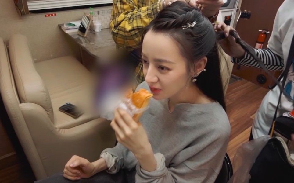 【迪丽热巴VLOG】云禾的一天