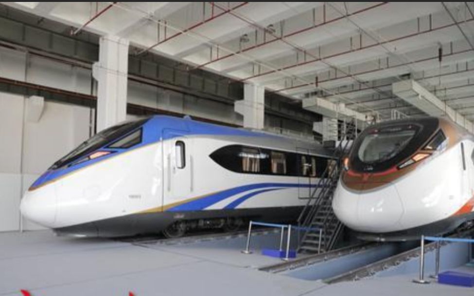 中国最快地铁列车亮相广州，时速达160公里，未来将延伸至珠海、中山、东莞