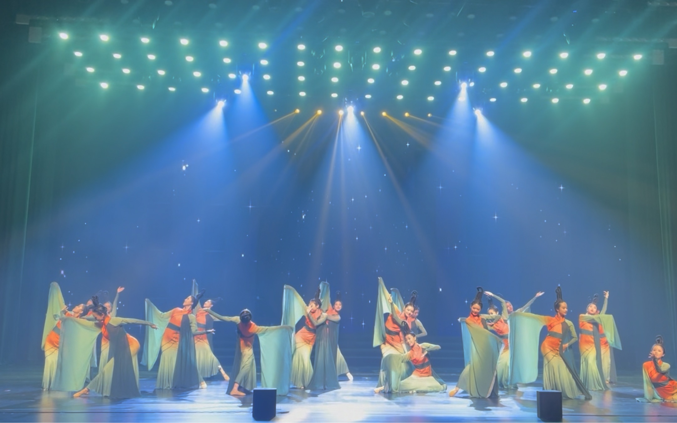 第二届福州大学城文化艺术节福州一中舞蹈《橘颂》